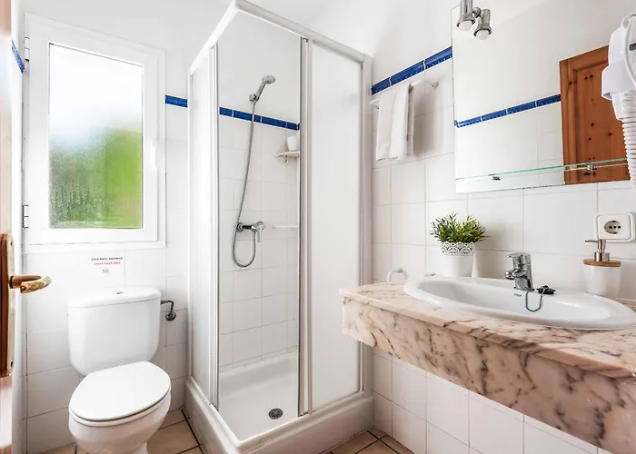 Laura 245 * אלאיור