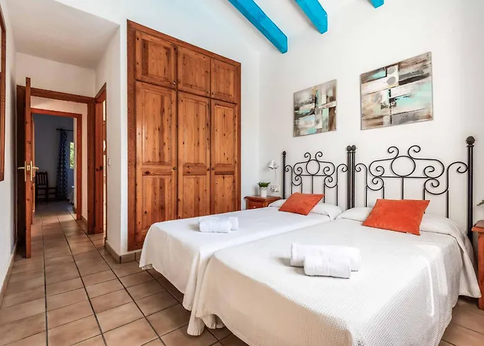 וילה Laura 245 *